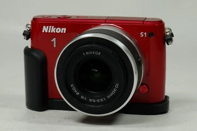 Nikon 1 S1 with 10-30mm lens TESTED - Image 1 of 3