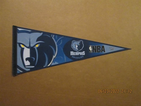 NBA Memphis Grizzlies Vintage Circa 2000's Team Logo Basketball Pennant Cover