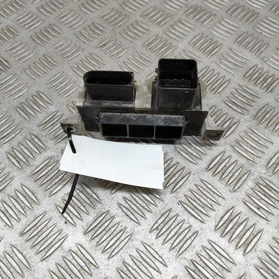 OPEL VIVARO Combi Spark Glow Plug 8200558438A 1.6 Diesel 103kw 2016 28595424 - Image 1 of 4