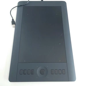Tableta gráfica Wacom Intuos Pro Medium PTH-651 - Sin bolígrafo - Cable USB incluido - Imagen 1 de 8