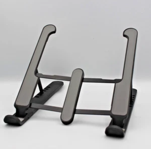 JLC Adjustable Foldable Laptop Riser – Silver w/ Travel Pouch – OEM - Afbeelding 1 van 6