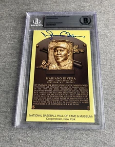 NEW YORK YANKEES- MARIANO RIVERA AUTOGRAPH HALL OF FAME PLAQUE CARD BECKETT SLAB - Picture 1 of 1
