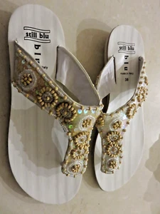 WOMENS SHOES THONGS STILL BLU Made in Italy EU 38 A 7.5 Jewelled Beaded Flats - Picture 1 of 4