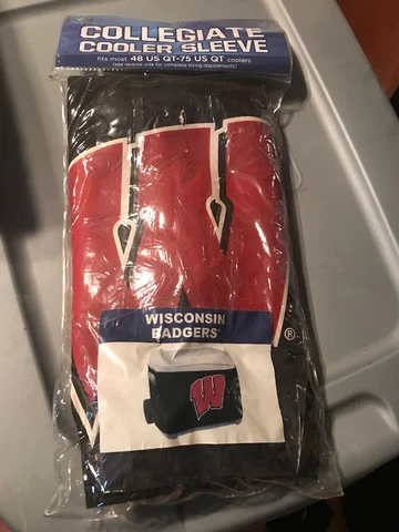 NEW WISCONSIN BADGERS Collegiate Cooler Sleeve Fits 48-75 QT Coolers - NEW Cover