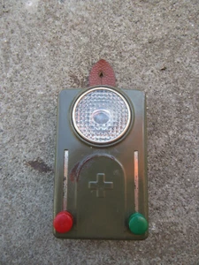 VTG OLD SWISS ARMY ELVES 1969 SIGNAL POCKET FLASHLIGHT TORCH LAMP GREEN RED LENS - Picture 1 of 9