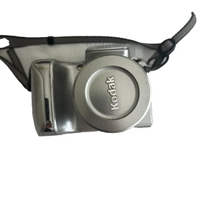 Kodak EasyShare Z612 6.1MP Digital Camera - Silver - Not tested - Picture 1 of 6