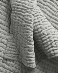 Quince Euro-Linen Cotton Stitch Quilt Size Queen Color Mist ~ NWOT - Picture 1 of 7