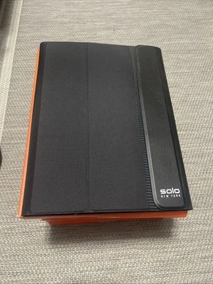 Solo NewYork Preston Universal Tablet Cases 8.5" to 11", iPads 9.7", 10.5" - Image 1 of 4