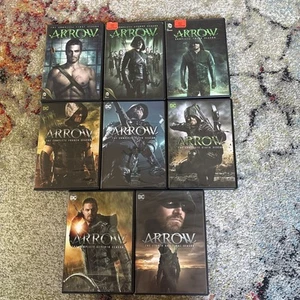 ARROW Complete Seasons 1,2,3,4,5,6,7,8 DVD Discs Complete Collection Great Condi - Imagen 1 de 20