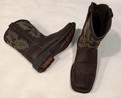 🔥🔥 Ariat Kids Workhog Medium Wide Square Toe Brown Boots 10021452 Size 3.5🔥🔥 - Image 1 of 4