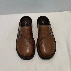 Ladies 5M Brown Leather Mules by Clark - Picture 1 of 6