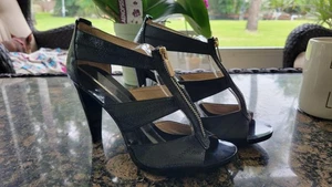 Michael Kors Black Strappy Patent Leather High Heel  Sandal w/ Zipper Front Sz 7 - Picture 1 of 13