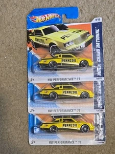 Tarjeta corta amarilla diecast #139 Hot Wheels Buick Grand National Pennzoil 2010 - Imagen 1 de 1