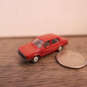 Micro WIKING Ho 1/87 VW Volkswagen Jetta Red Inside Black - Picture 1 of 2