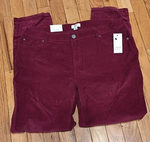 NWT Crown & Ivy women's burgundy corduroy Pants size 14 Petite - Picture 1 of 5