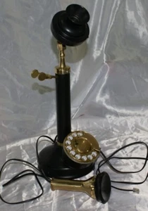 Antikes schwarzes Telefon Details Messing mit Stecker Geschenk Ausstellung Haus - Bild 1 von 1