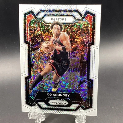 OG Anunoby 2023-24 Panini Prizm White SPARKLE SSP SP Raptors - KNICKS NBA Foto 1 de 4