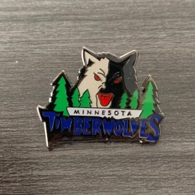 PIN DE SOLAPA ESTILO VINTAGE MINNESOTA TIMBERWOLVES NBA CON BOLSA DE ALMACENAMIENTO DE PLATA EXTRA... Foto 1 de 2