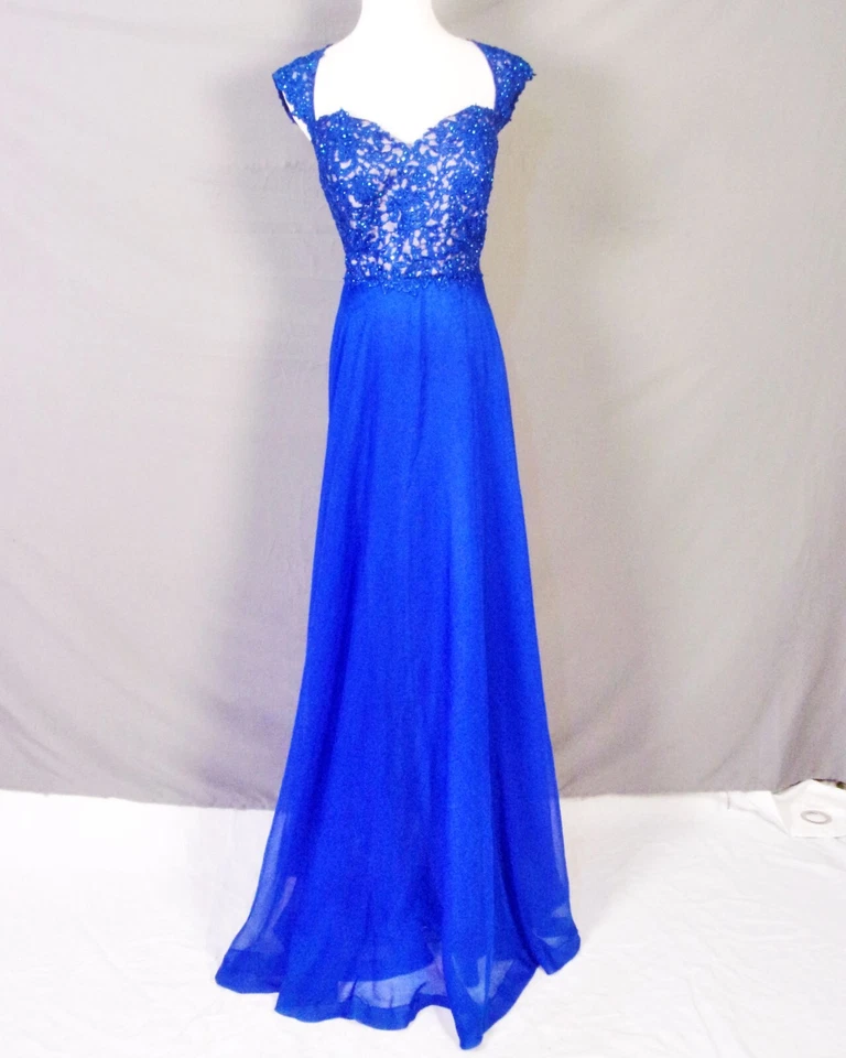 Usado en Excelente Condición Vestido La Femme Estrás Adornado Azul Formal Baile de graduación Largo Completo 12 Foto 1 de 4