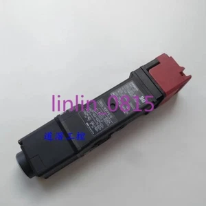 1Pcs New Omron safety door switch D4SL-N2FFG-D - Picture 1 of 2