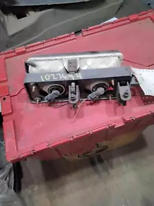 1989 1990 1991 1992 1993 1994 1995 1996 BUICK CENTURY montaje de faros derecho - Imagen 1 de 2