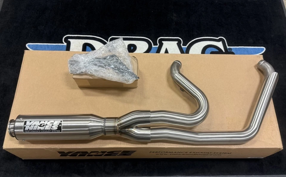 Escape completo de acero inoxidable Vance & Hines 2 en 1 Harley Davidson M8 Softail 2018-24 Foto 1 de 4