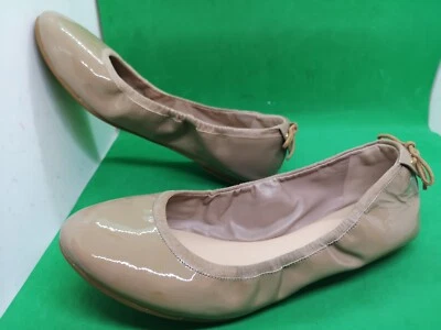 COLE HAAN Mujer 8.5 Manhattan Arco Espalda Impermeable Ballet Pisos Arenisca Patente Foto 1 de 4