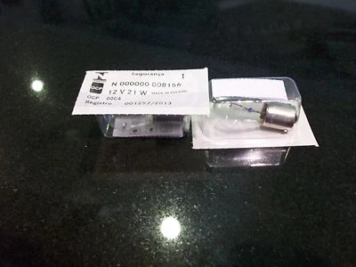 OEM GENUINE MERCEDES BENZ BRAKE TAIL LIGHT BULB EXTERIOR BULB 12V-21W  Foto 1 de 2