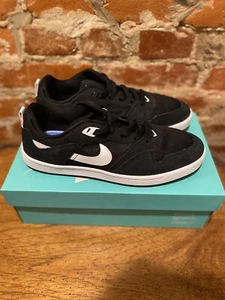 Nike SB Alleyoop Mens Athletic Skate Shoes Sneakers Size 9.5 Black White - Picture 1 of 5
