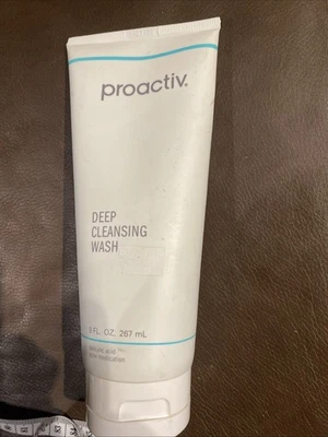 Proactiv Deep Cleansing body wash 9 Oz Exp 01/20 - Image 1 of 3