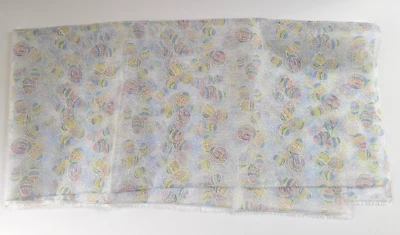 Tela con estampado de huevos de Pascua brillante de organza transparente de 1,25 yardas Foto 1 de 4