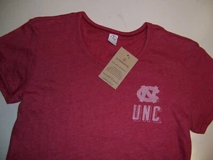 NWT Licensed North Carolina Tar Heels Women's Short Sleeve T shirt Medium New - Picture 1 of 2