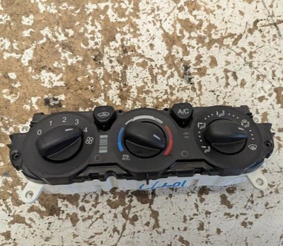 2015-2019 Ford Transit 150 250 350 AC Heater Climate Control Temperaure Oem - Imagem 1 de 4