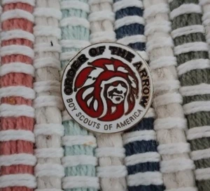 ORDER OF THE ARROW BSA BOY SCOUTS OF AMERICA CONCLAVE CHIEF PIN Vintage - Picture 1 of 2