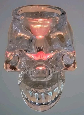 Candelabro votivo calavera de vidrio macizo transparente pesado para luz de té Foto 1 de 4