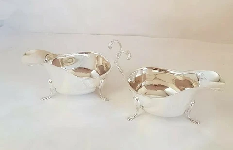 Antique sterling silver sauce / gravy boats. Sheffield 1932.By Sydney Hall & Co Cover