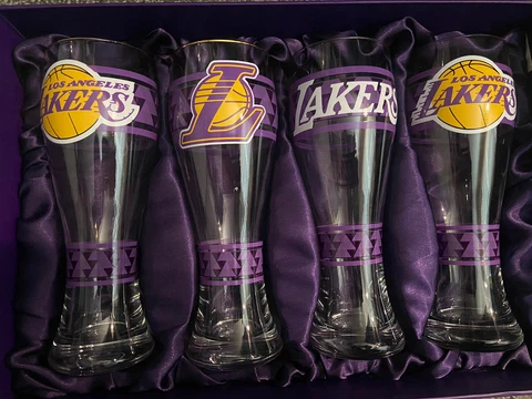 Lakers 2022 STH Gift LAKERS 4-GLASS PILSNER BEER SET New!! Cover
