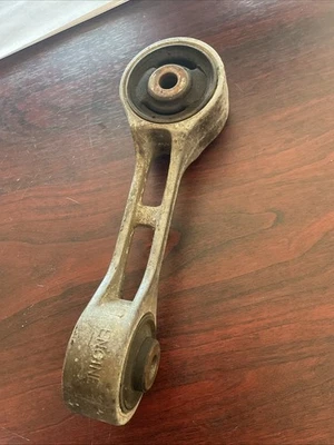 Ford Taurus 2003 montaje de motor trasero de 3,0 L Foto 1 de 2