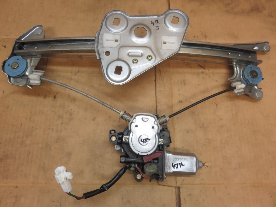 00-05 OEM TOYOTA CELICA RIGHT PASSENGER SIDE WINDOW REGULATOR MOTOR TESTED SALE! Foto 1 de 1