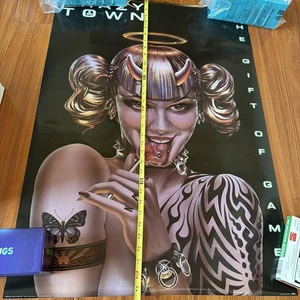 Poster CRAZY TOWN Il dono del gioco - "Scatola aperta" - Foto 1 di 12