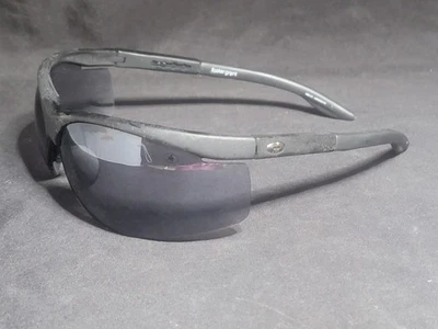 Foster Grant Ironman M Sweep FTG Sports Sunglasses Black Wraparound - Image 1 of 4