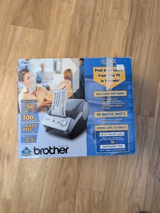 Brother stampante termica etichette P-Touch QL-500 USB dispositivo di etichettatura grigio - Foto 1 di 7