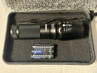 Shadowhawk Tactical Striking Telescopic ZOOM Flashlight X800 & Case & Batteries. - Image 1 of 4