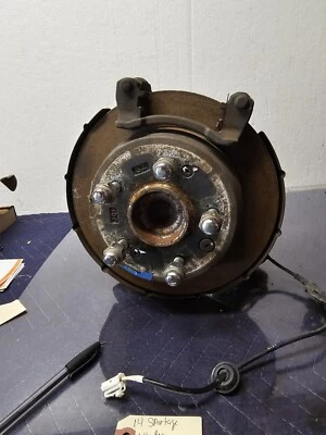 KIA SPORTAGE 2013 2014 2015 2016 HUSILLO TRASERO IZQUIERDO BUJE NUDILLO TRACCIÓN DELANTERA Foto 1 de 3