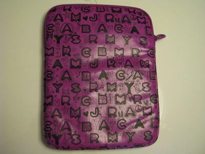 NEW MARC BY MARC JACOBS DREAMY GRAFITTI PAD IPAD/TABLET ZIP CASE Sparkling Grape - Image 1 of 4