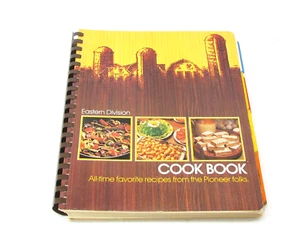 Pioneer Hi-Bred International Cookbook Eastrn Sales Division Favorite Recipes - Imagen 1 de 8