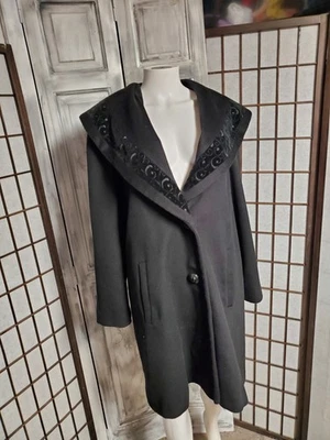 Vtg M-L  Donnybrook Women Black Wool Blend Coat Embroidered Shawl Collar - Image 1 of 4