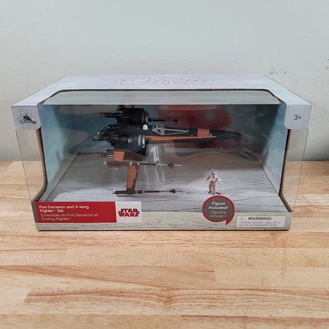 Star Wars Poe Dameron ~ X-Wing Fighter Disney Store Exclusive ~ Last Jedi NEW! Cover