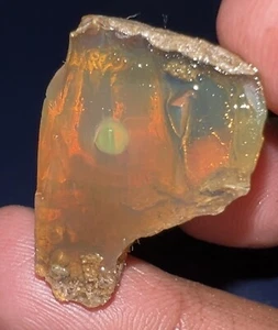 Premium 40 ct Ethiopian Welo Opal Rough Specimen, AAA Quality Natural Gemstone - Picture 1 of 5
