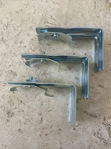 3 Piece Vertical Blind L Brackets With C Clip For 1 1/2" Rail Mount Hangers - Picture 1 of 3